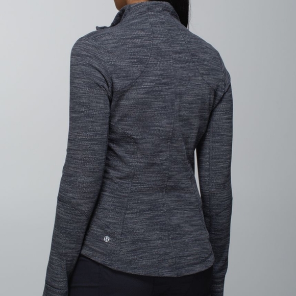 Lululemon Forme Jacket (Cuffins) - Picture 3 of 7